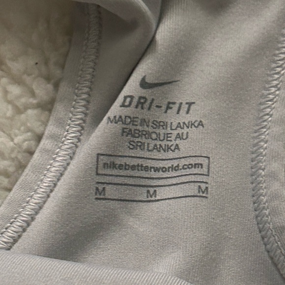 Lot Nike Dri fit sports bra lot  size small/ medium - Picture 4 of 7